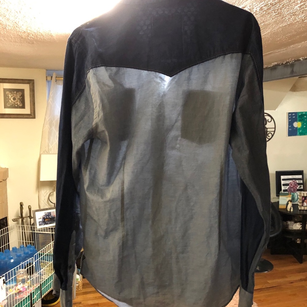 Guess 2 Tone Button Down - Picture 6 of 7